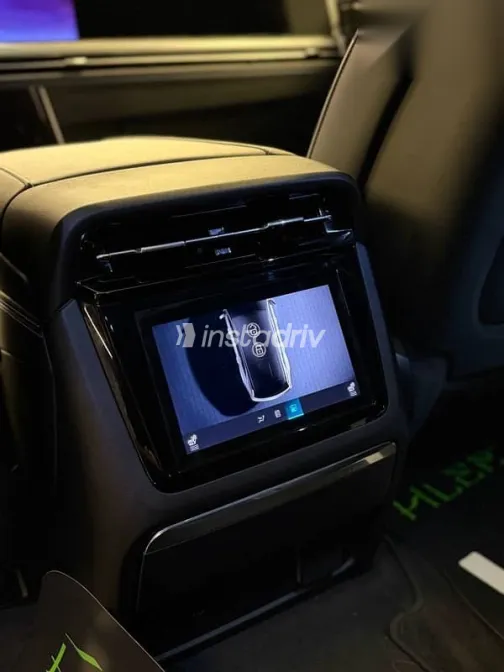 كاديلاك إسكاليد v 2024 أسود جديدة للبيع - 10