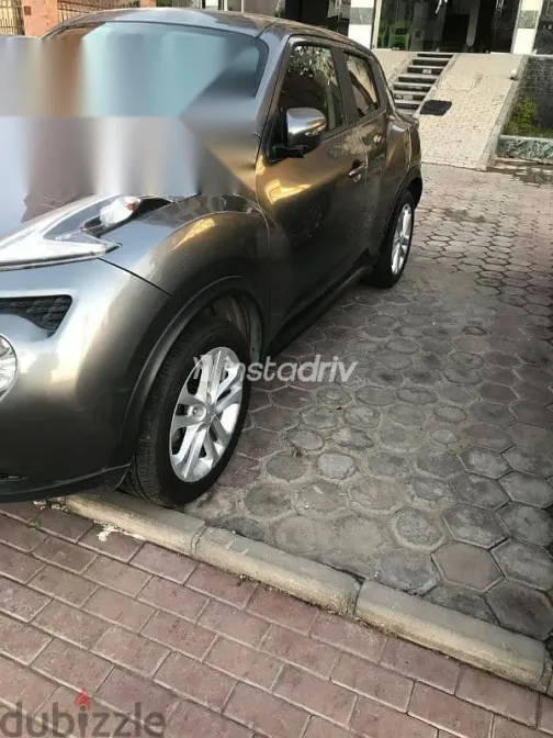 نيسان جوك 2017 رمادي مستعملة للبيع - 2