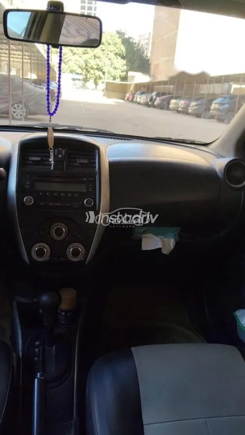 نيسان صنى 2016 برونزي مستعملة للبيع - 2