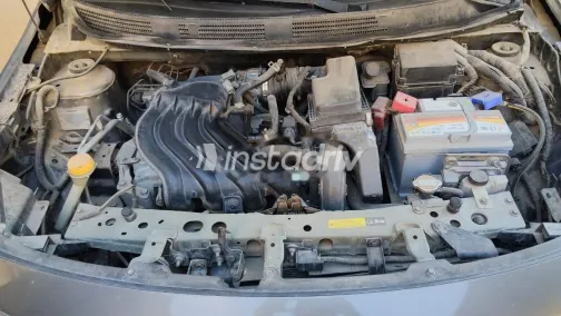 نيسان صنى 2016 برونزي مستعملة للبيع - 5