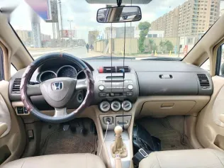 هوندا سيتى 2008 أسود مستعملة للبيع