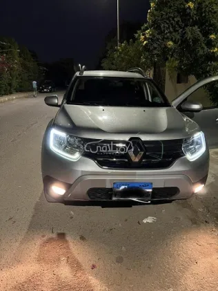 رينو داستر 2021 أبيض مستعملة للبيع