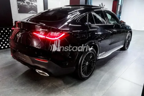 مرسيدس GLC 200 2024 أسود مستعملة للبيع - 2
