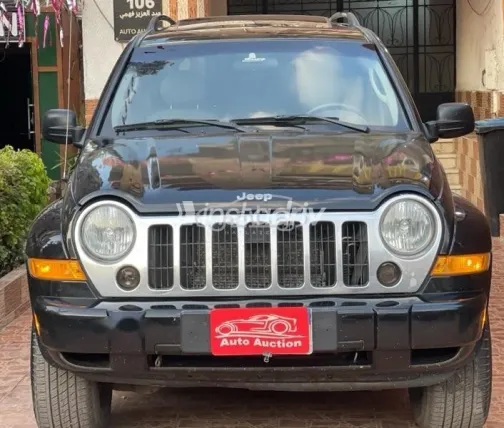 جيب ليبيرتى 2007 أسود مستعملة للبيع - 2