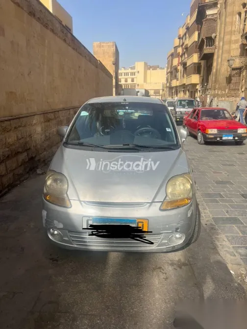 شيفروليه سبارك 2011 فضي مستعملة للبيع - 3