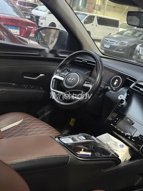 هيونداي توسان 2021 أبيض مستعملة للبيع - 2