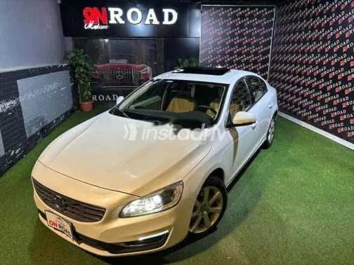 Volvo S60 2018 White Used for Sale - 3
