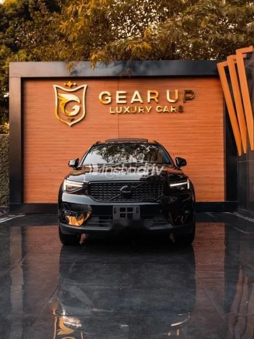 Volvo XC 40 2025 Black Used for Sale - 1