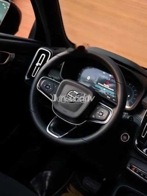 Volvo XC 40 2025 Black Used for Sale - 3