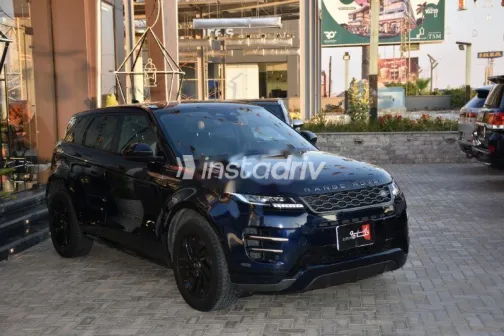 لاند روفر رنج روفر ايفوك 2023 أزرق غامق مستعملة للبيع - 3
