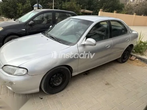 هيونداي إلنترا 1996 رمادي مستعملة للبيع - 4