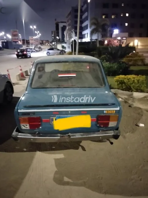 فيات 128 1990 أزرق غامق مستعملة للبيع - 3