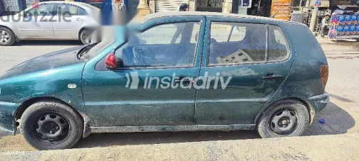 فولكس فاغن بولو 1998 أخضر مستعملة للبيع - 5
