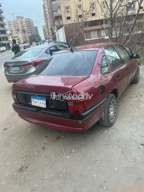 اوبل فيكترا 1994 أحمر مستعملة للبيع - 2