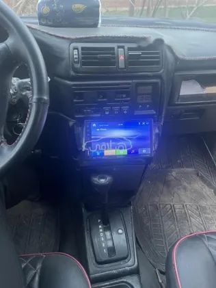 اوبل فيكترا 1994 أحمر مستعملة للبيع