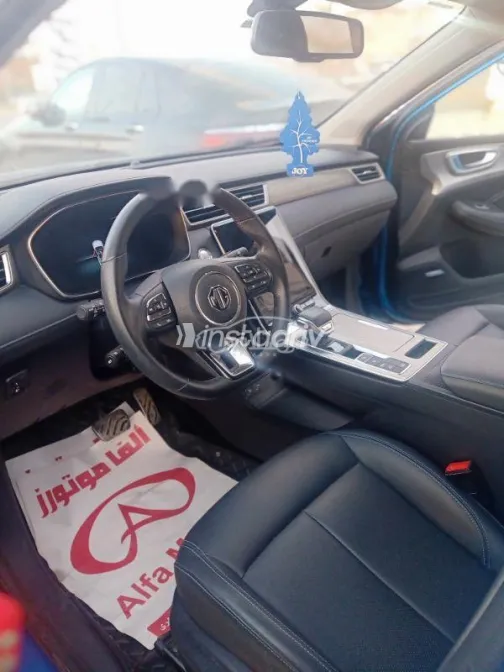 MG Rx5 2024 Dark Blue Used for Sale - 3