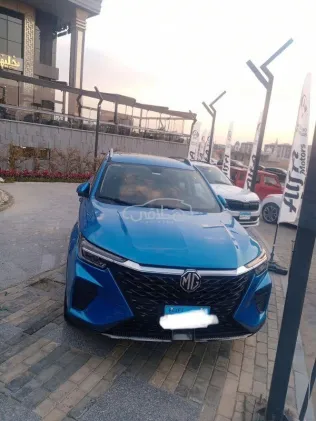 ام جى ار اكس 5 2024 أزرق غامق مستعملة للبيع