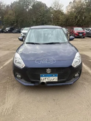 سوزوكى سويفت 2021 أبيض مستعملة للبيع