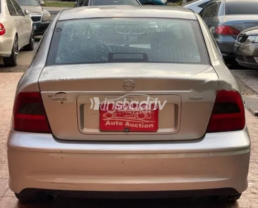 Opel Vectra 2002 Silver Used for Sale - 3