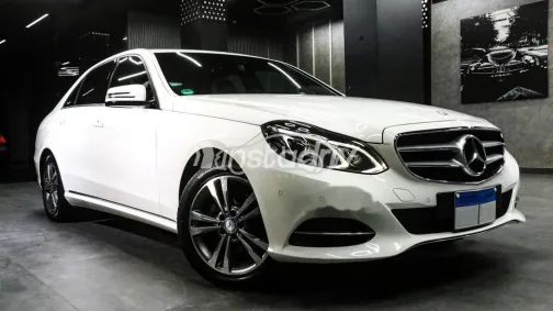 Mercedes E 200 2016 White Used for Sale - 3
