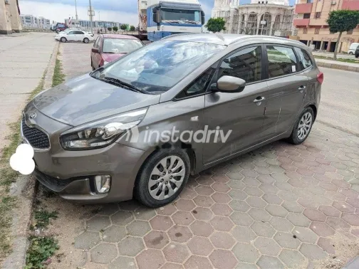 Kia Carens 2015 Petroleum Used for Sale - 3