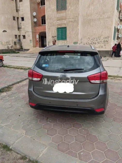Kia Carens 2015 Petroleum Used for Sale - 4