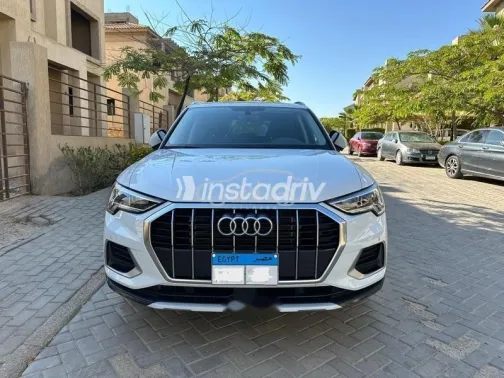 Audi Q3 2023 White Used for Sale - 5