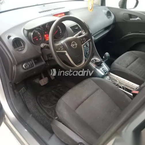 اوبل ميريفا 2016 بيج مستعملة للبيع - 2