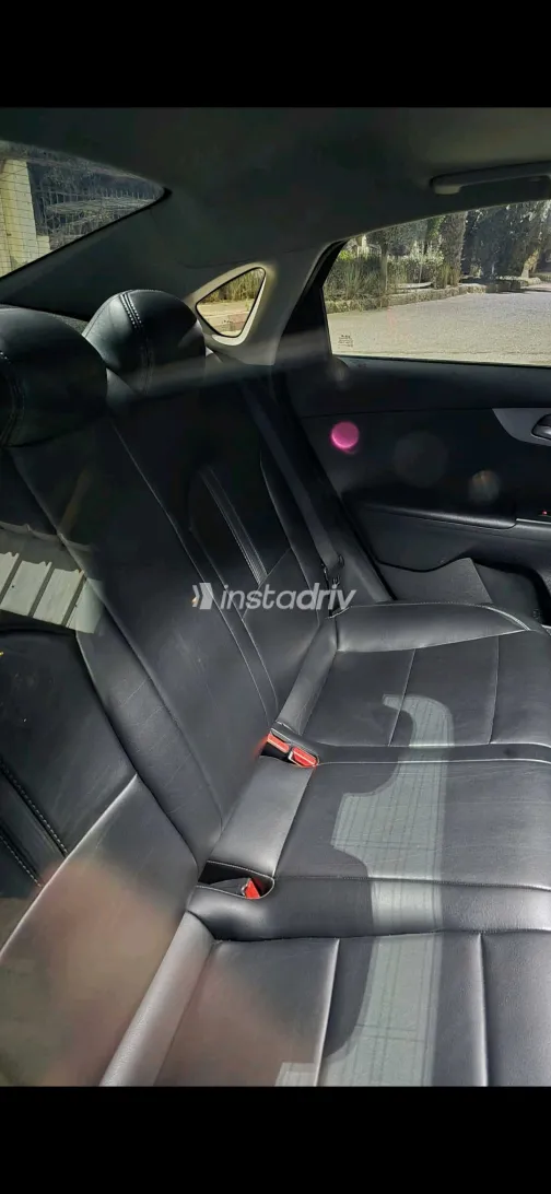 كيا جراند سيراتو 2023 أبيض مستعملة للبيع - 5