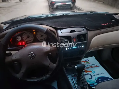 نيسان صنى 2006 أبيض مستعملة للبيع - 3