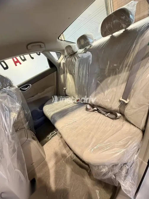 نيسان سنترا 2026 فضي جديدة للبيع - 6