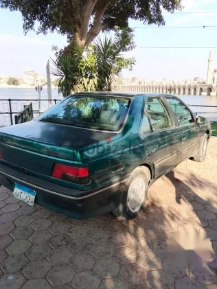 بيجو 405 1996 أزرق غامق مستعملة للبيع