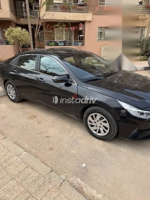 Hyundai Elantra 2022 Black Used for Sale - 4