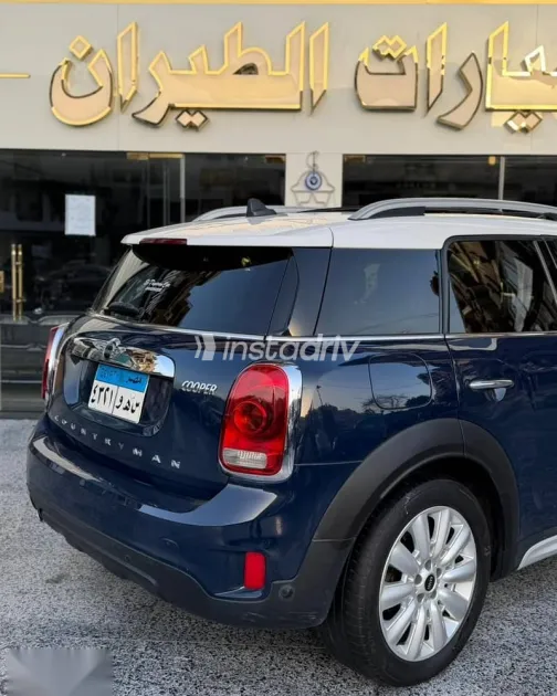 مينى كوبر 2018 أزرق غامق مستعملة للبيع - 7