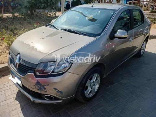 رينو لوجان 2015 برونزي مستعملة للبيع - 3