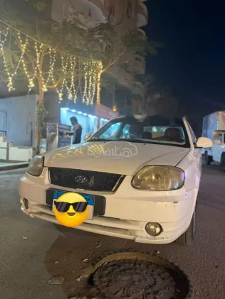 هيونداي فيرنا 2012 أبيض مستعملة للبيع