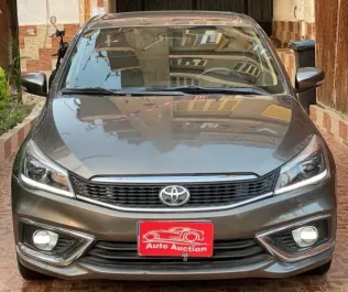 تويوتا بيلتا 2022 بني مستعملة للبيع