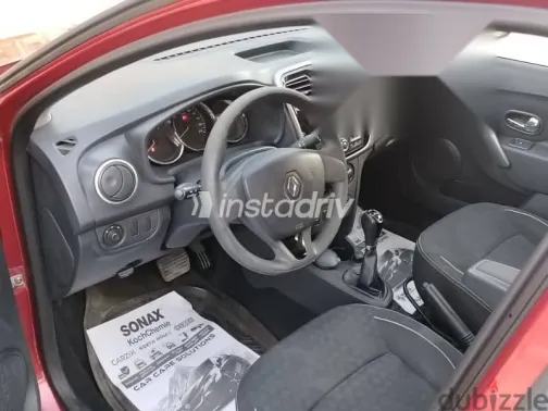 Renault Logan 2017 Red Used for Sale - 6