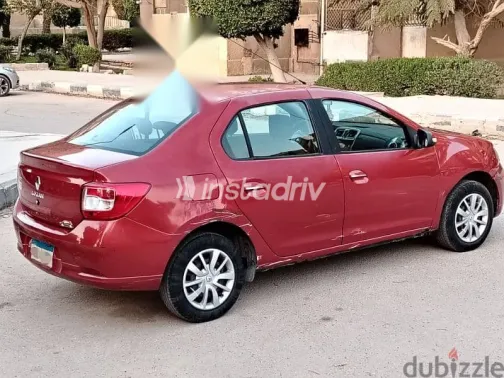 Renault Logan 2017 Red Used for Sale - 7