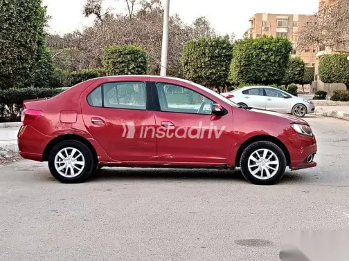 Renault Logan 2017 Red Used for Sale - 10