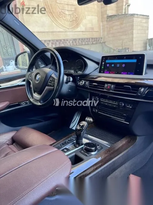 بي ام دبليو X5 2017 أزرق غامق مستعملة للبيع - 5