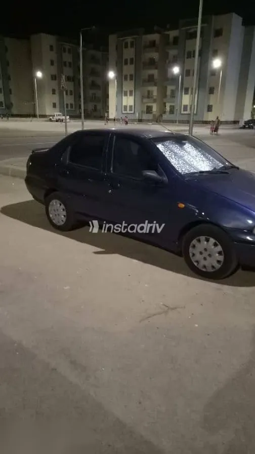 فيات سينا 2002 أزرق غامق مستعملة للبيع - 4