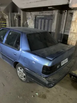 هيونداي اكسيل 1996 أزرق غامق مستعملة للبيع