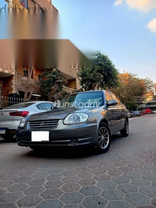 هيونداي فيرنا 2007 رمادي مستعملة للبيع - 2