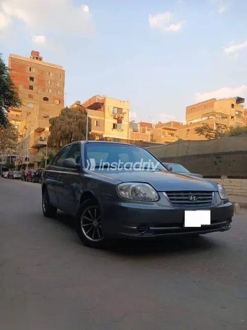 هيونداي فيرنا 2007 رمادي مستعملة للبيع - 3