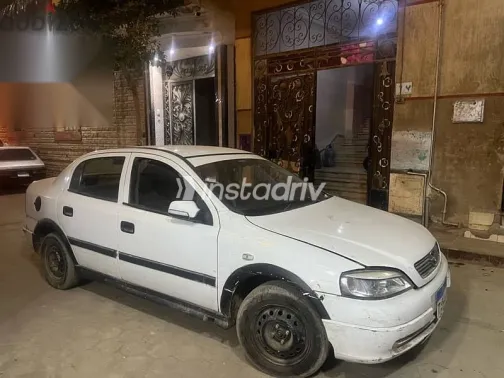 اوبل أسترا 2000 أبيض مستعملة للبيع - 10