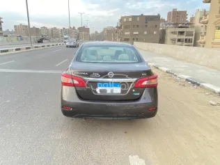 نيسان سنترا 2019 أبيض مستعملة للبيع