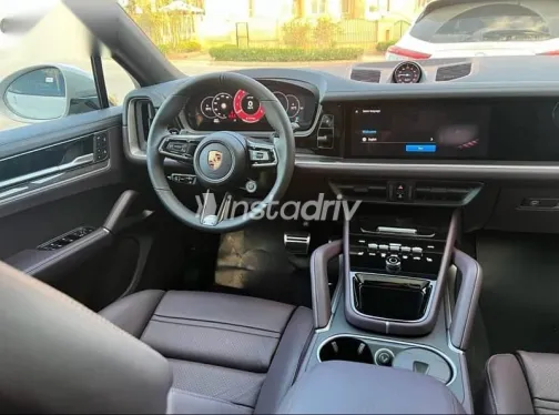 بورش كايين 2025 رمادي جديدة للبيع - 8