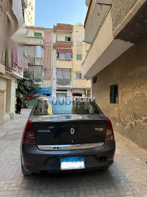 رينو لوجان 2010 أسود مستعملة للبيع - 2