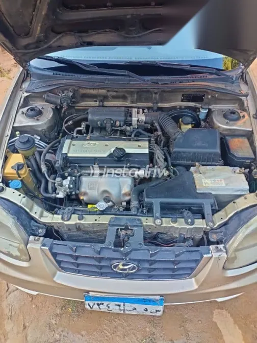 هيونداي فيرنا 2008 ذهبي مستعملة للبيع - 8